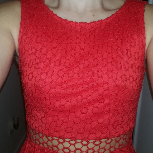 Dress - Picture 2 of 5